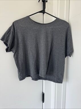 lululemon athletica crop Crew Tee